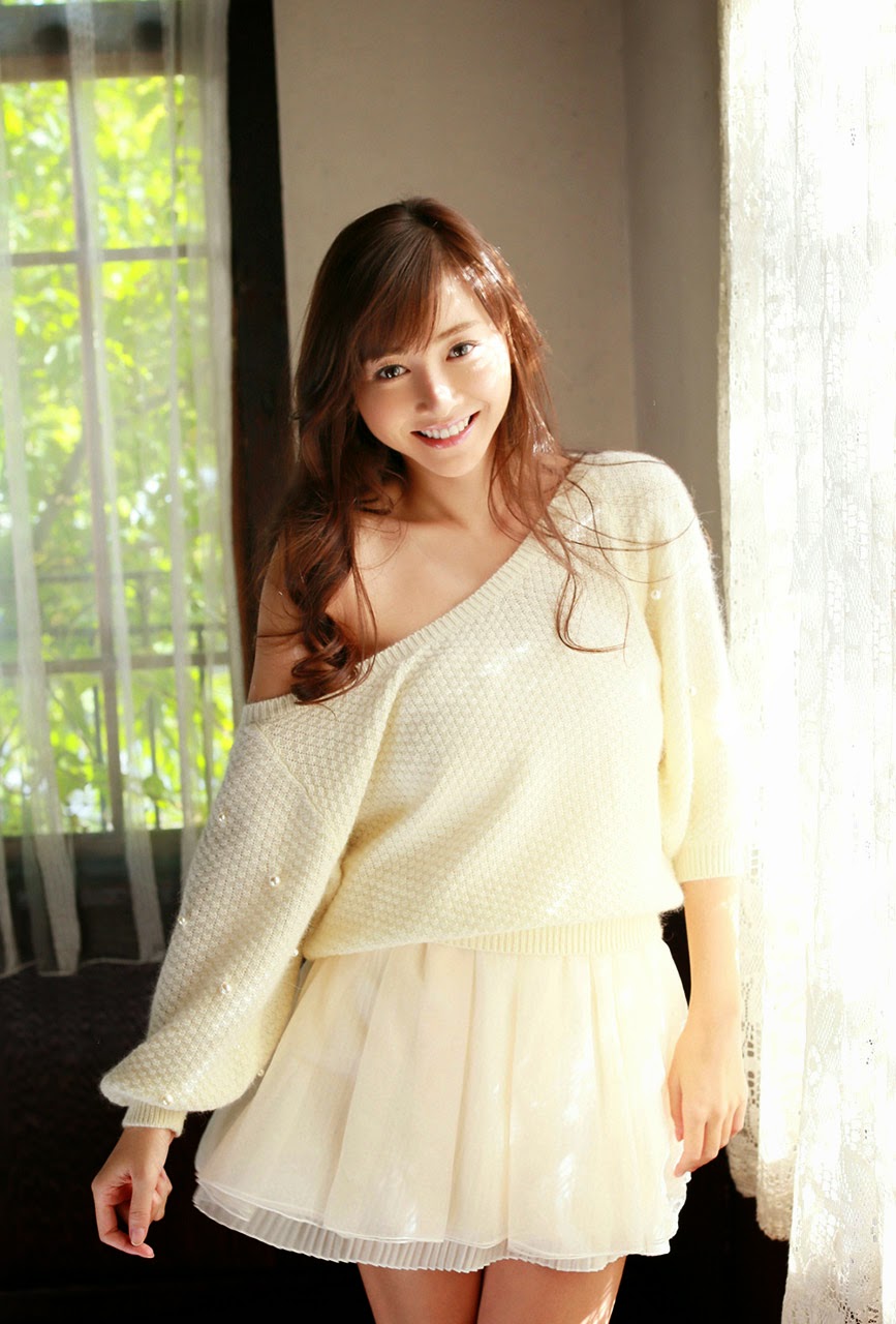 Bỏng mắt ngắm Idol Anri Sugihara sexy với đồ lót