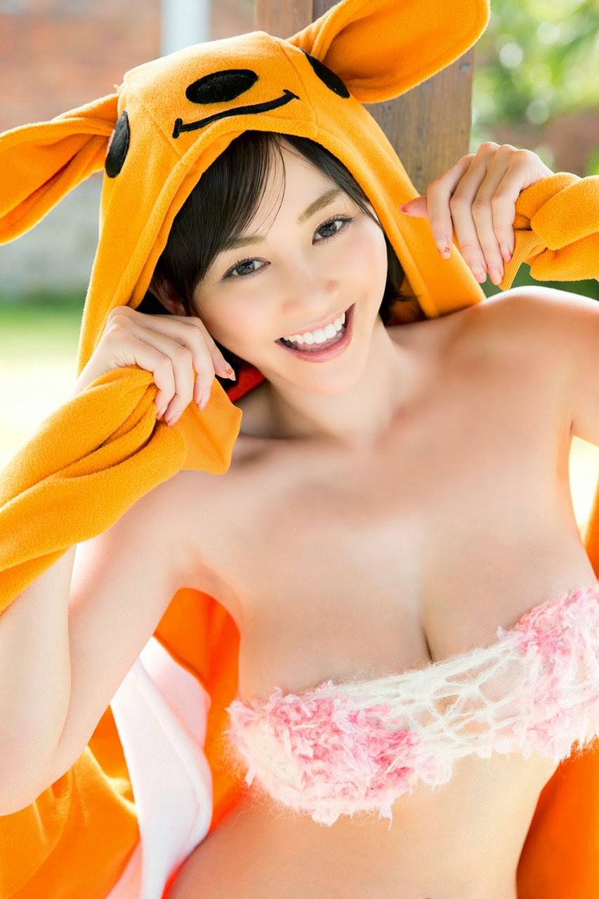 Ảnh nóng sexy siêu vòng một Anri Sugihara 18+