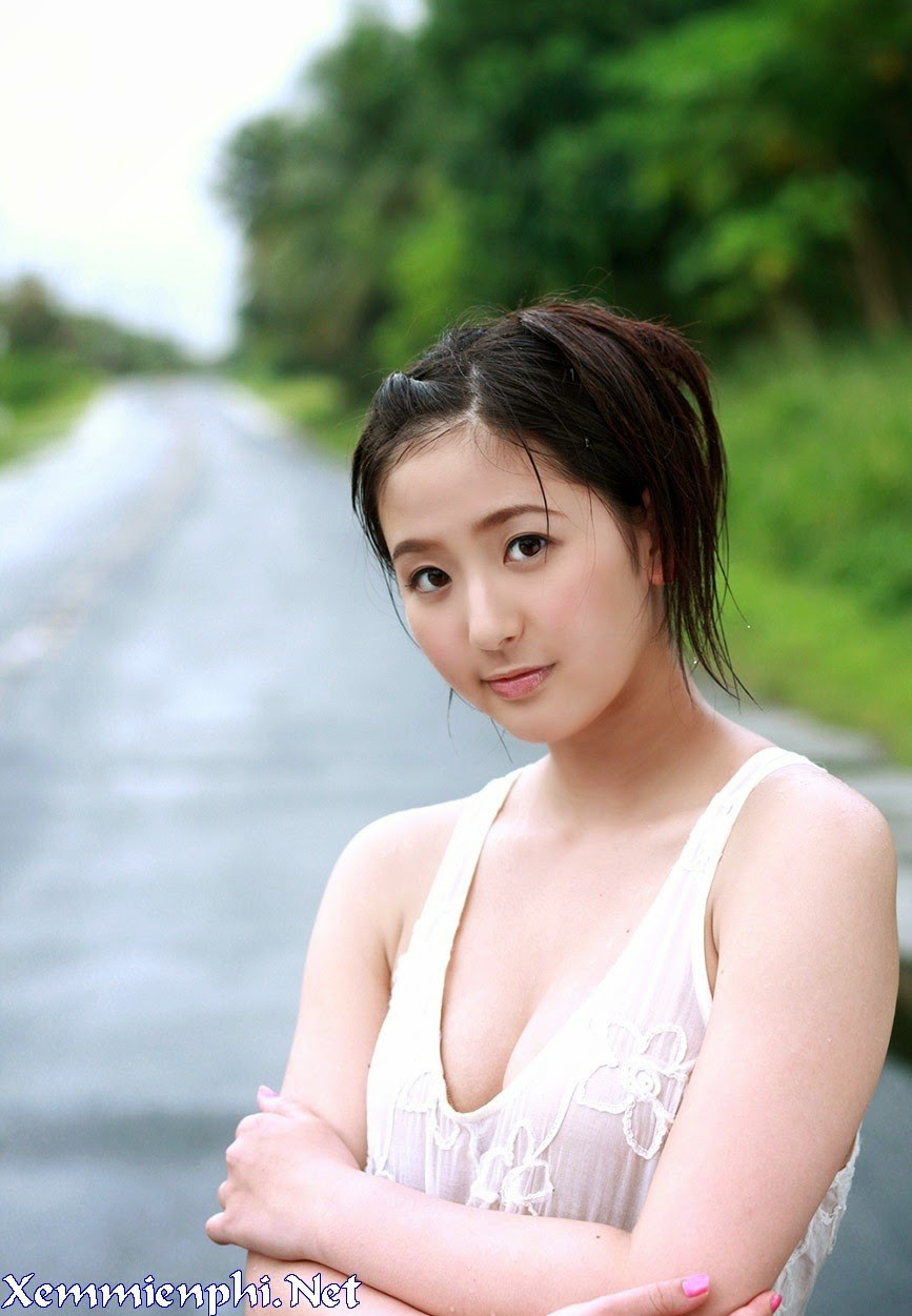 Sức hút từ thân hình nóng bỏng của siêu mẫu Yuri Murakami
