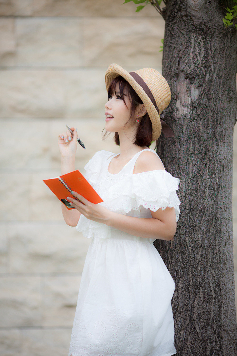Ảnh nền hot girl Hàn Quốc